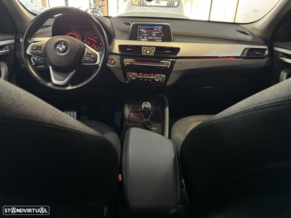 BMW X1 16 d sDrive - 33