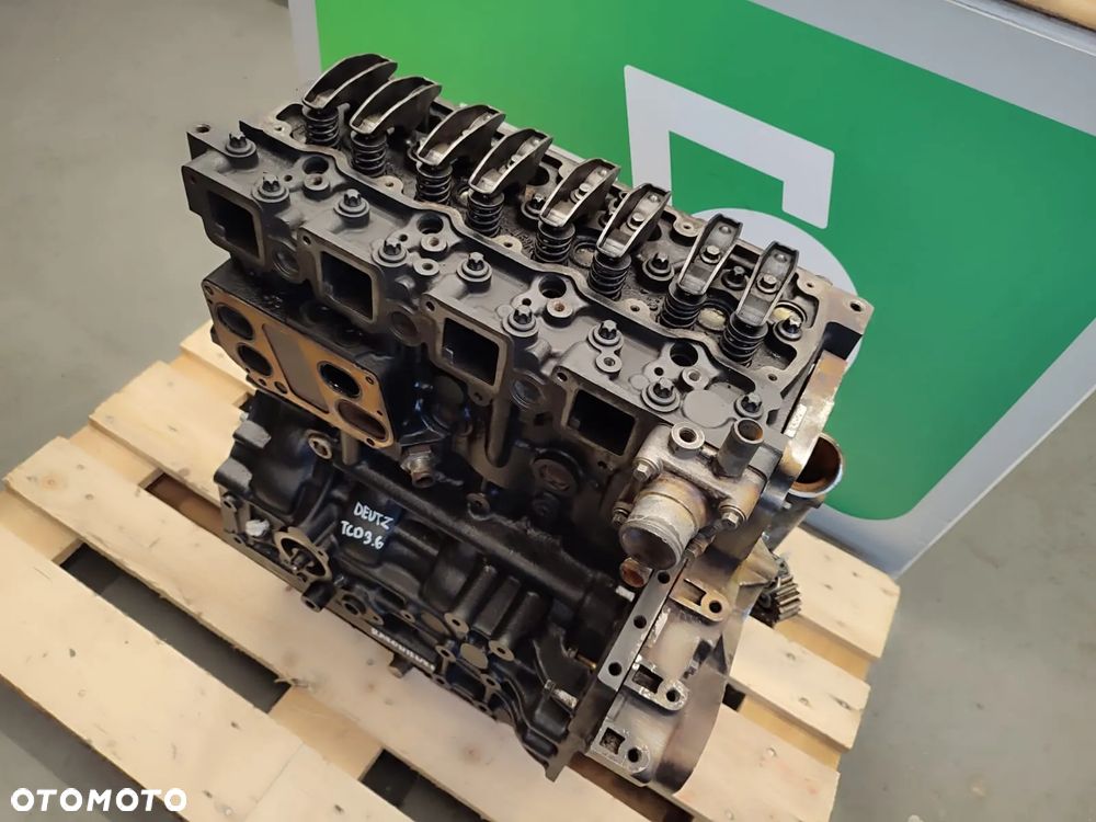 Słupek silnika Deutz TCD 3.6 - 4