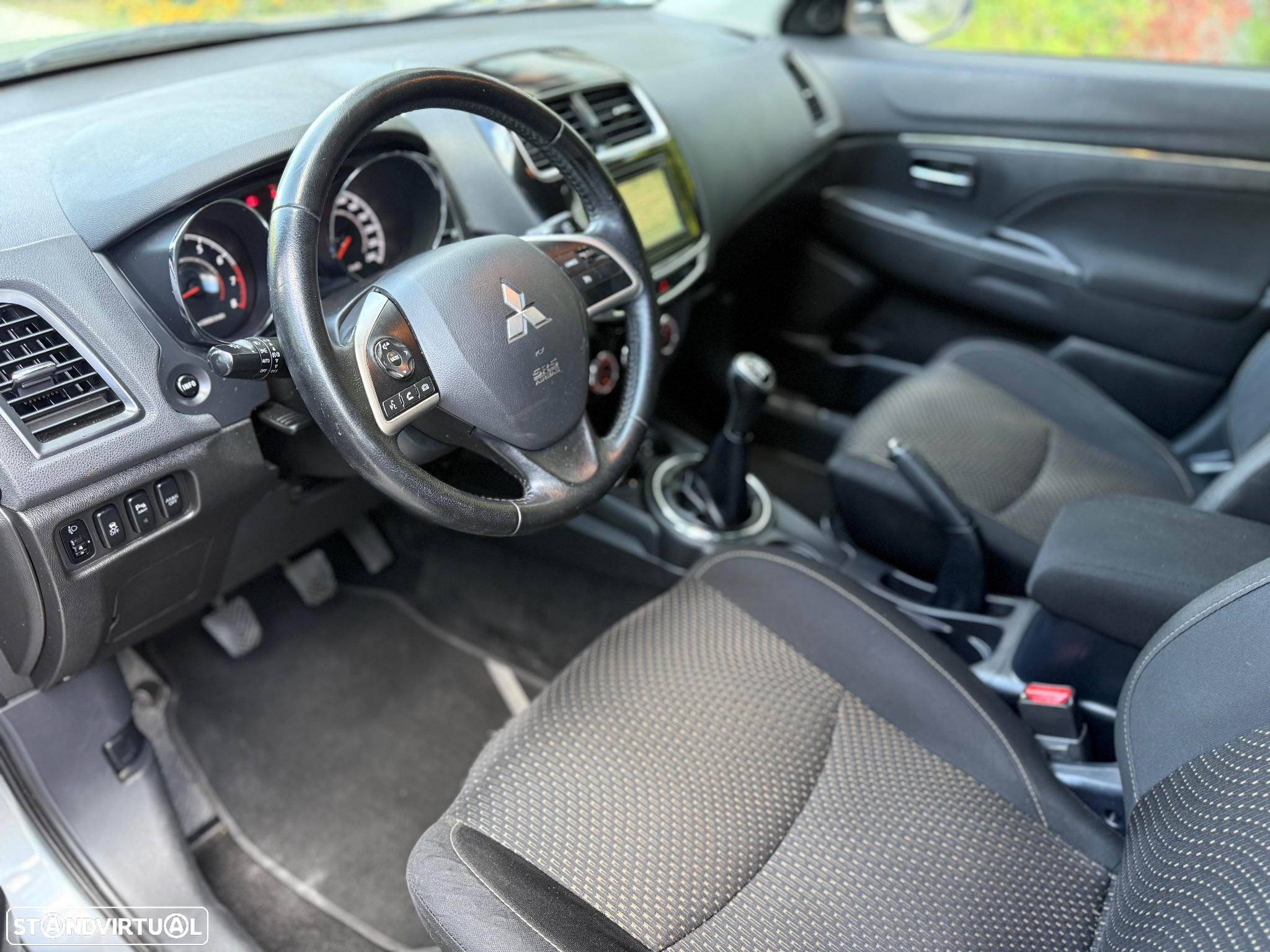Mitsubishi ASX 1.6 Cross City - 12