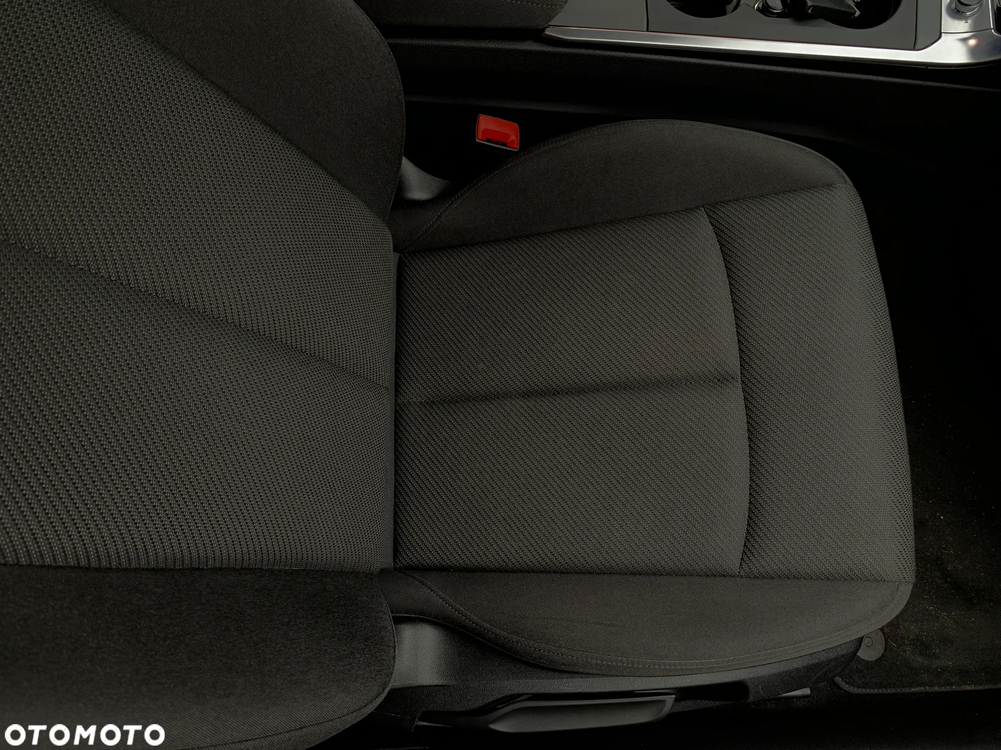 Audi A6 Avant 40 TDI S tronic - 14