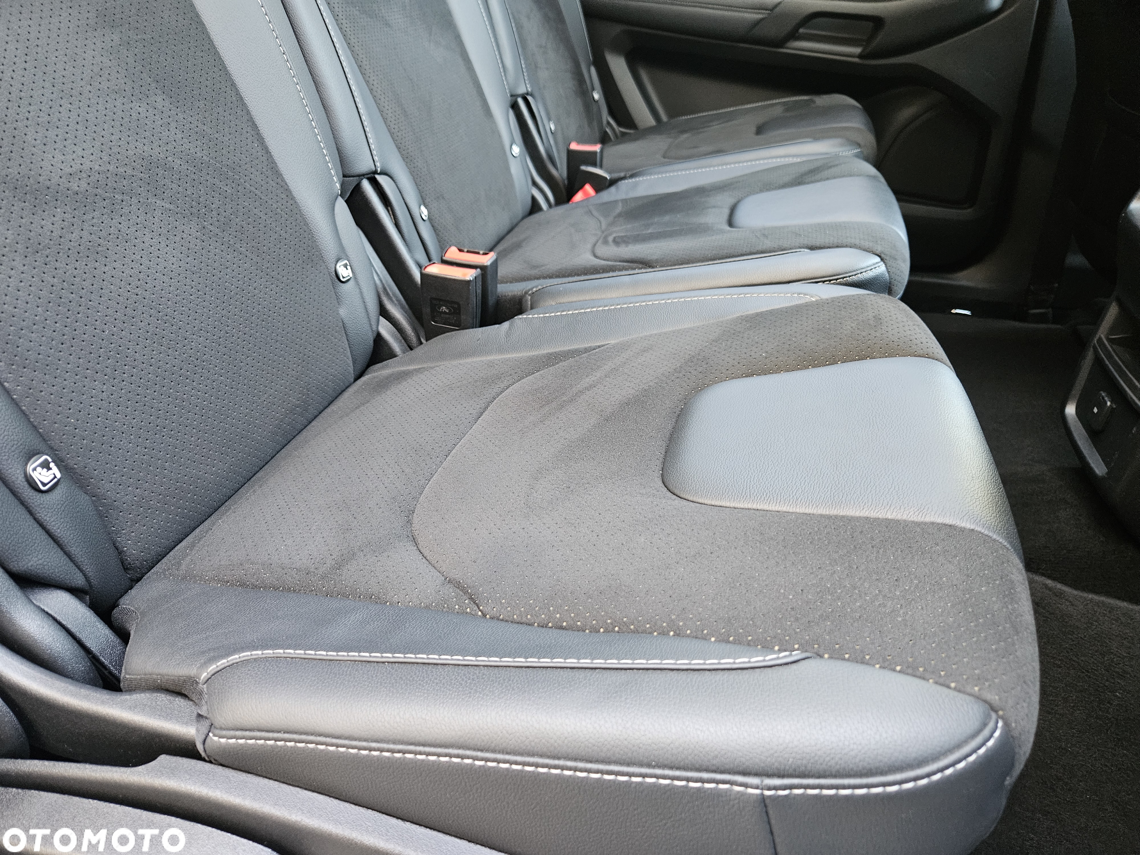 Ford S-Max 2.0 TDCi Bi-Turbo Titanium PowerShift - 24
