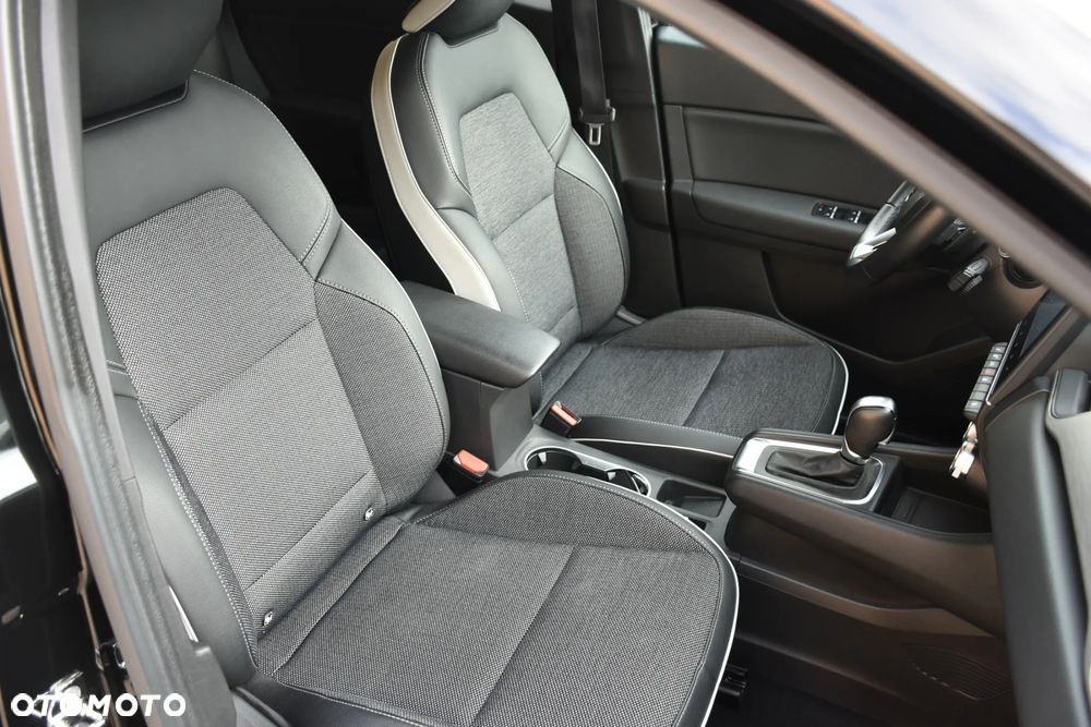 Renault Captur 1.3 TCe Intens EDC - 17