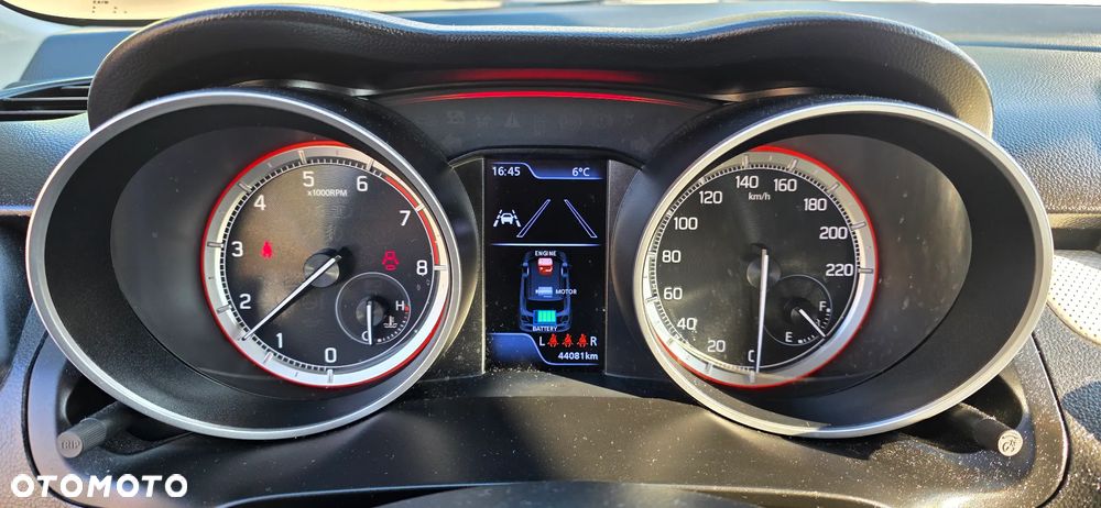 Suzuki Swift 1.2 Dualjet SHVS Premium Plus - 13
