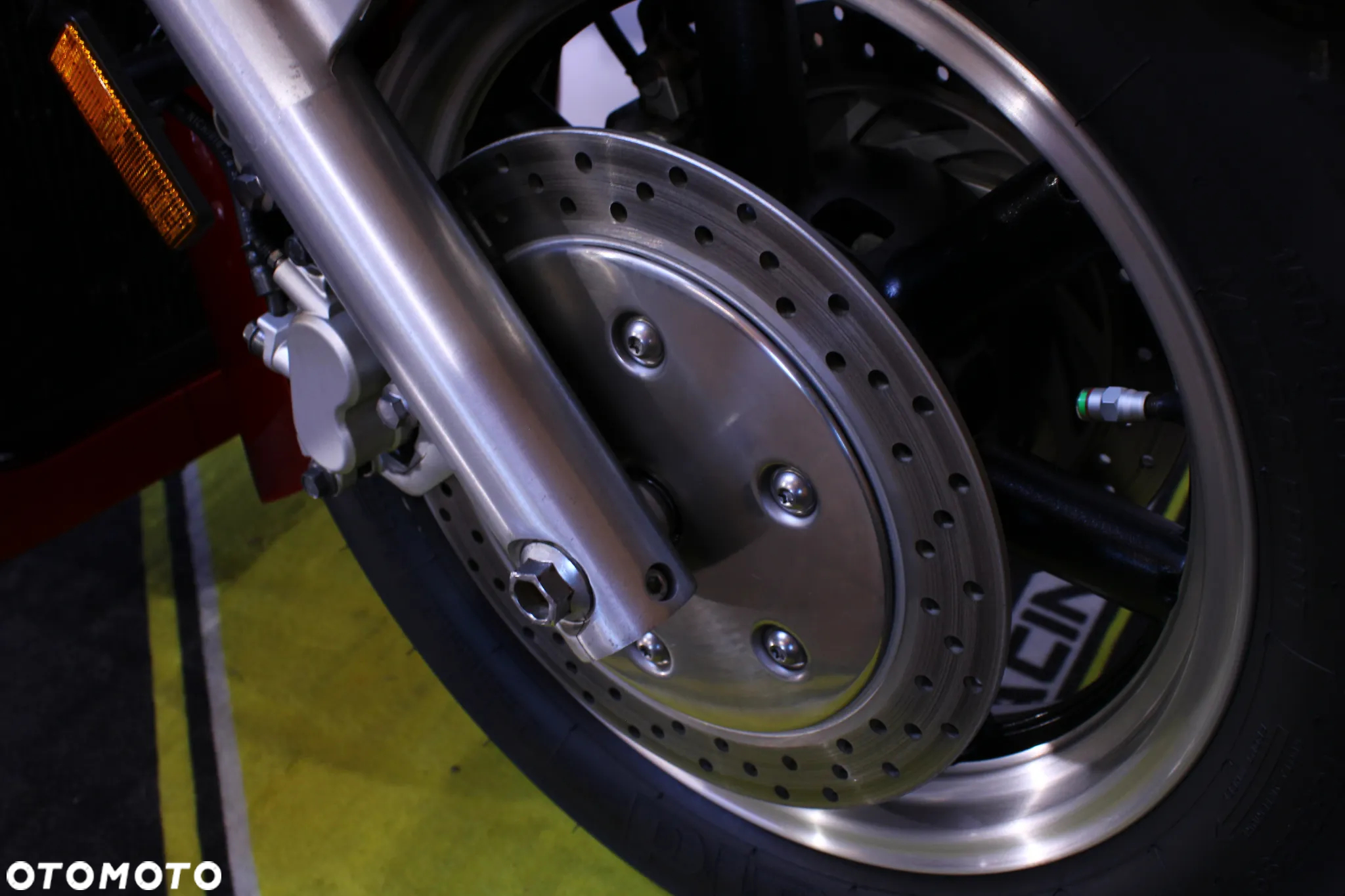 Yamaha XVZ - 23