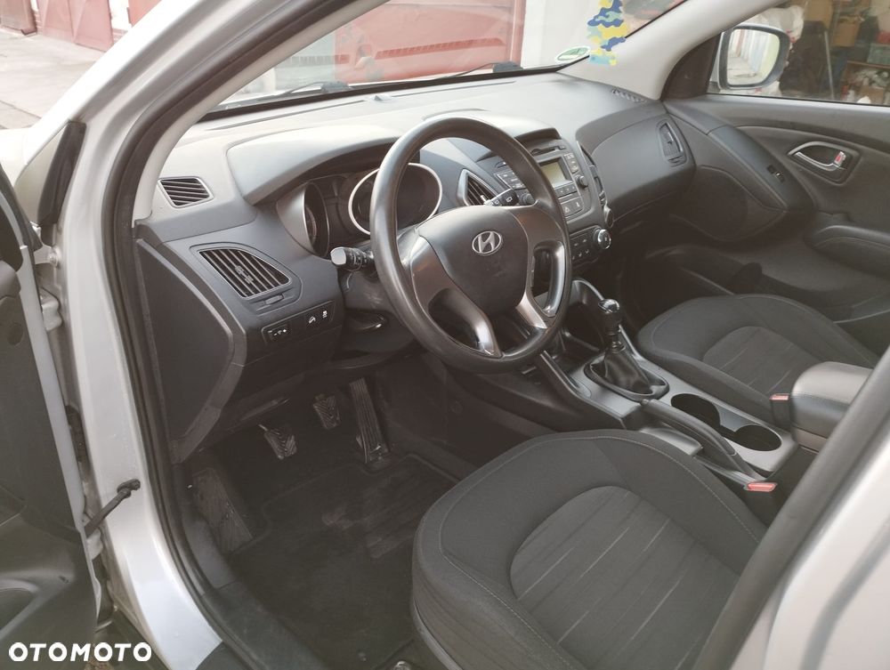 Hyundai ix35 1.6 2WD Fifa World Cup Edition - 5