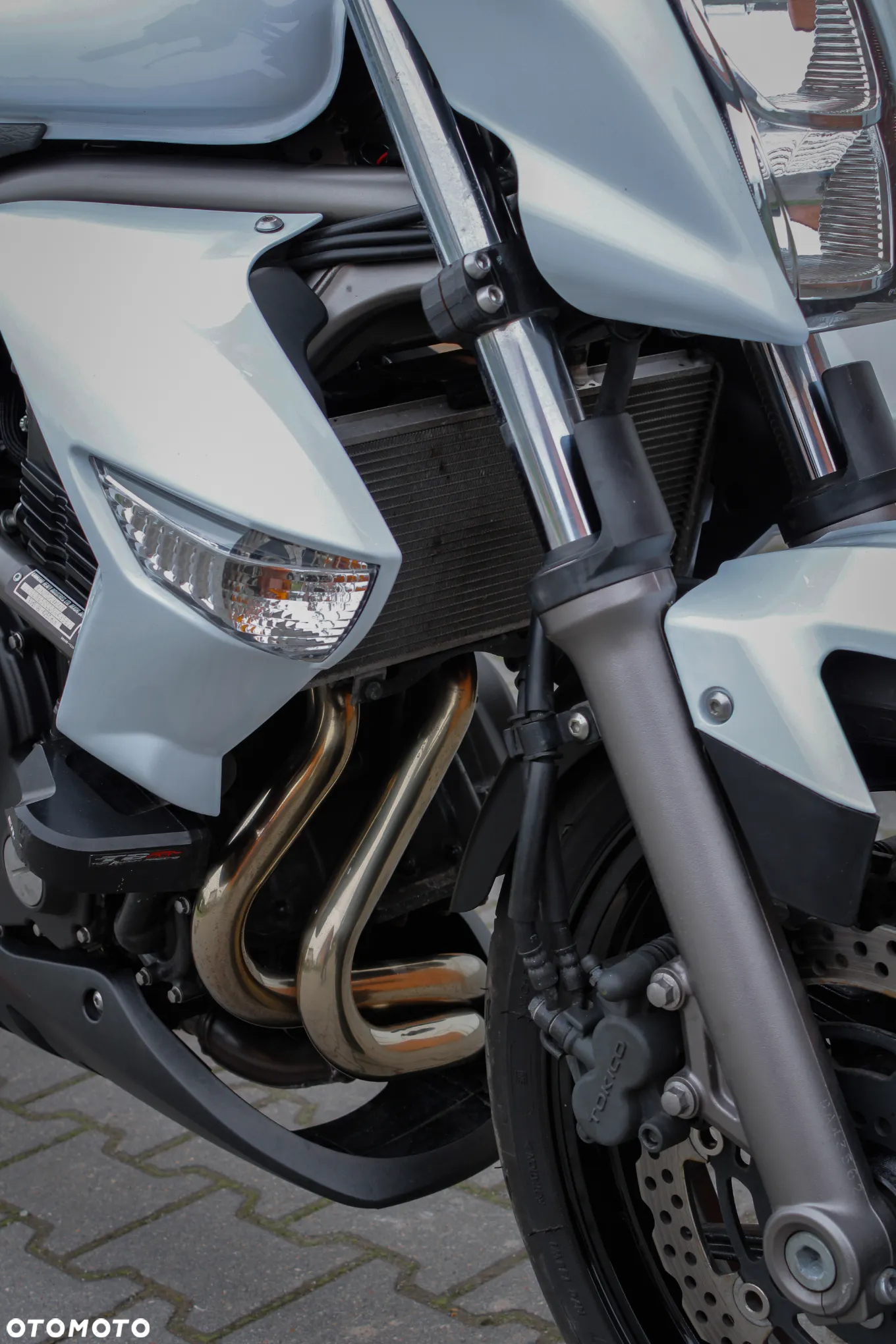 Kawasaki ER - 7