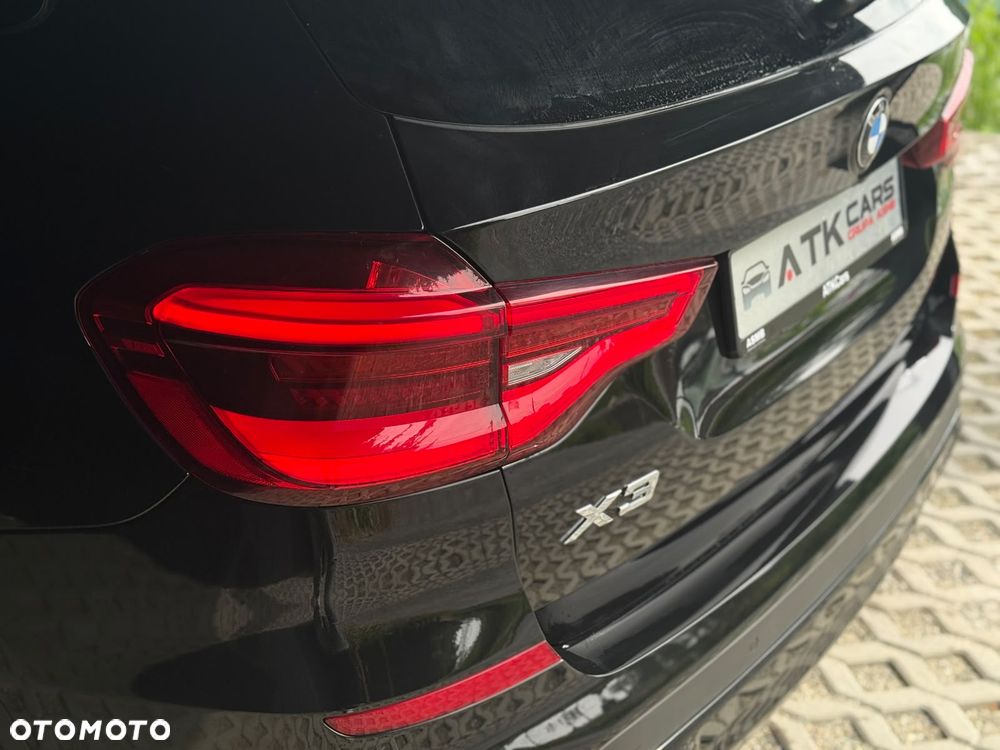 BMW X3 xDrive20i Advantage - 9