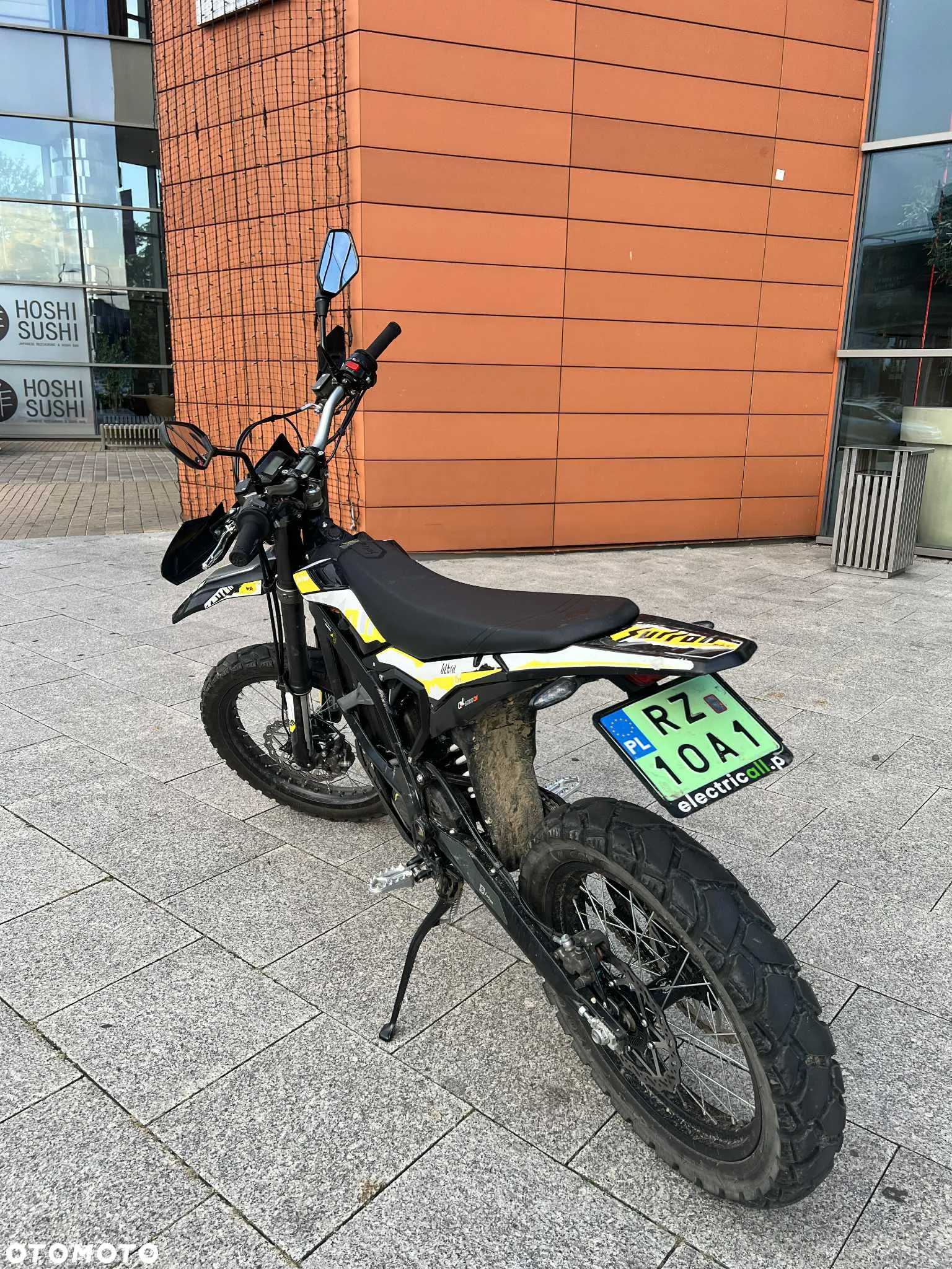 Surron Ultra-Bee