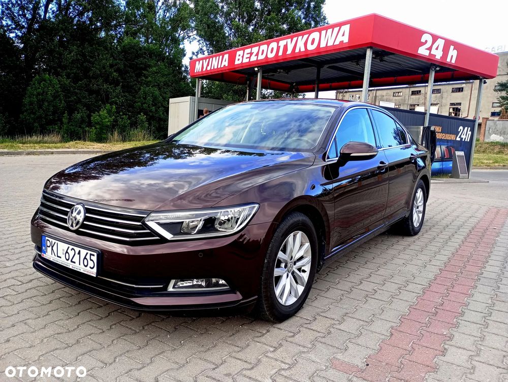 Volkswagen Passat 1.6 TDI BMT Comfortline - 3