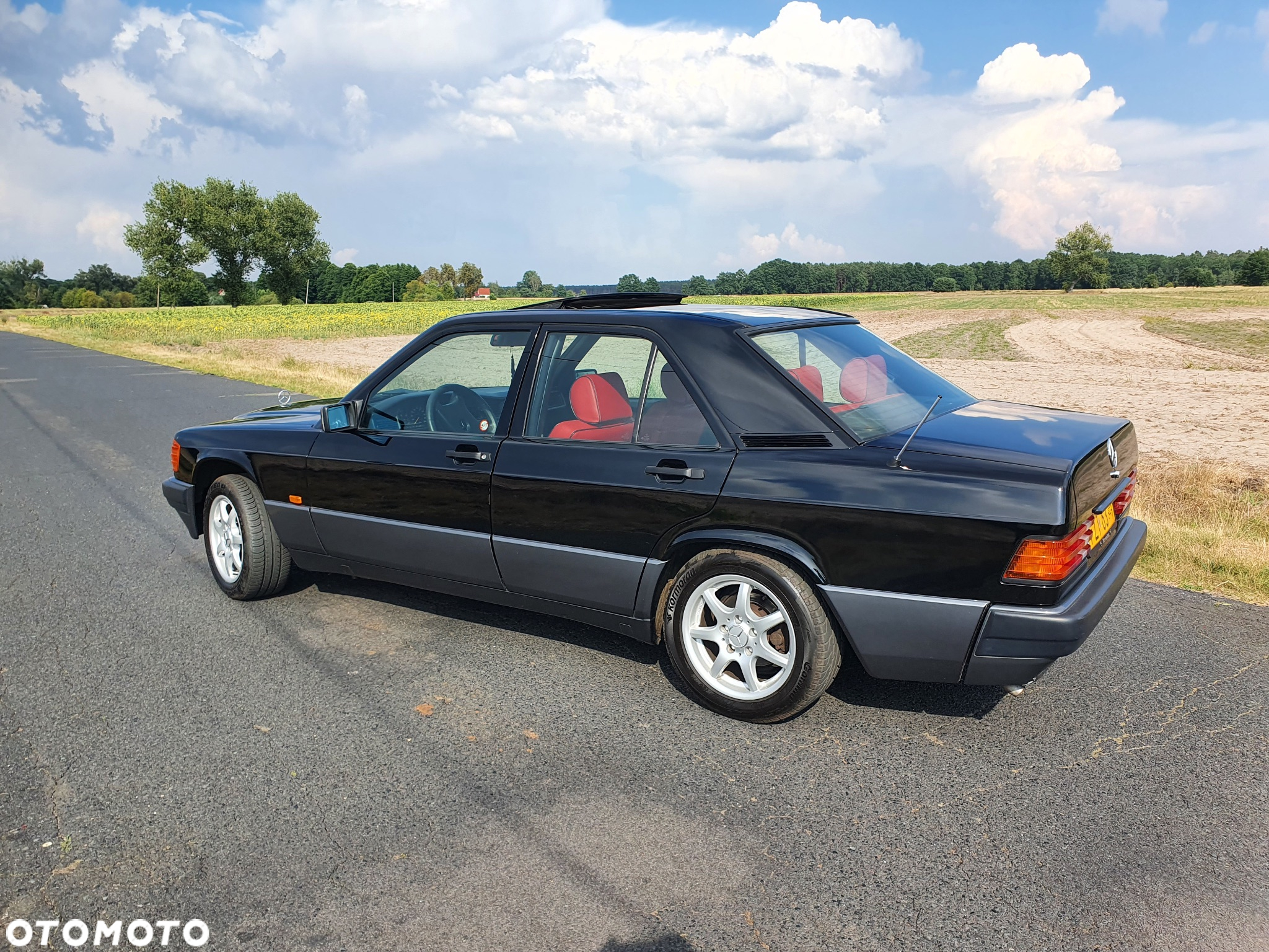 Mercedes-Benz W201 (190) - 2