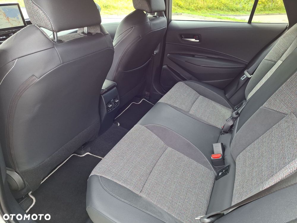 Toyota Corolla 1.8 Hybrid Style - 21