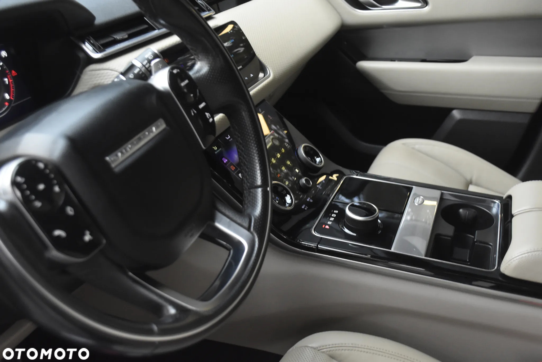 Land Rover Range Rover Velar 2.0 Si4 GPF R-Dynamic SE - 13