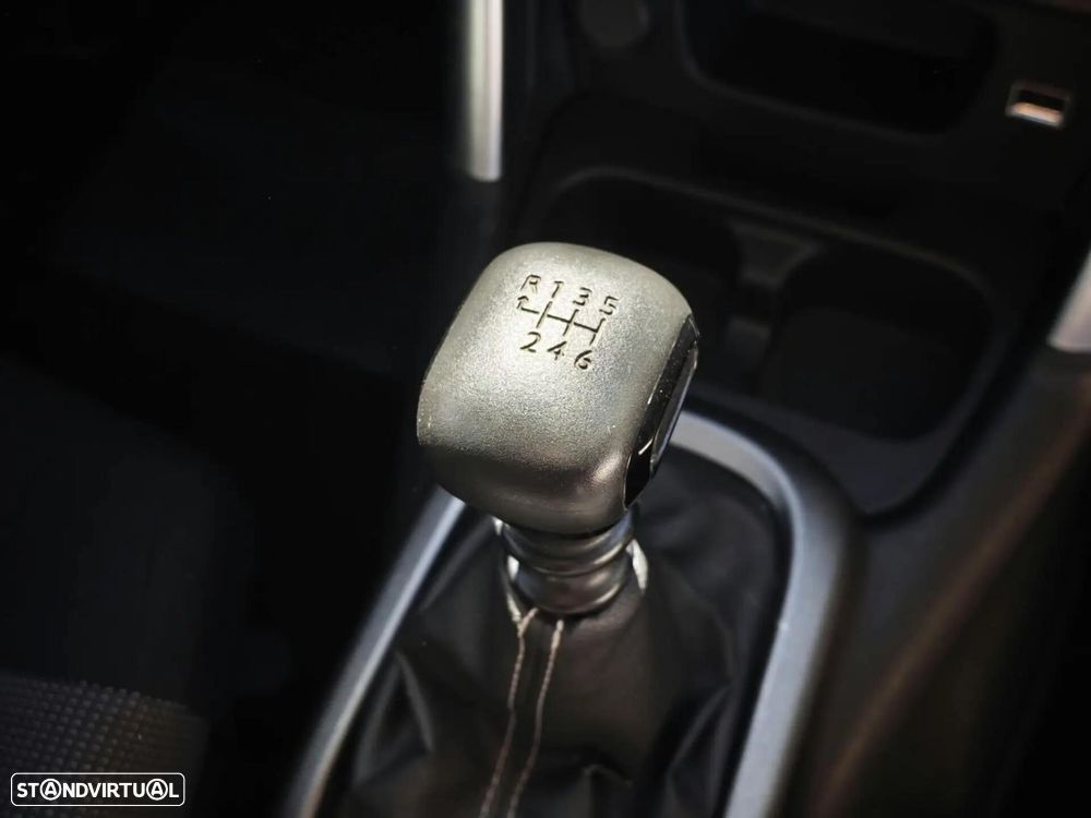 Citroën C3 Aircross 1.5 BlueHDi Feel S&S - 16