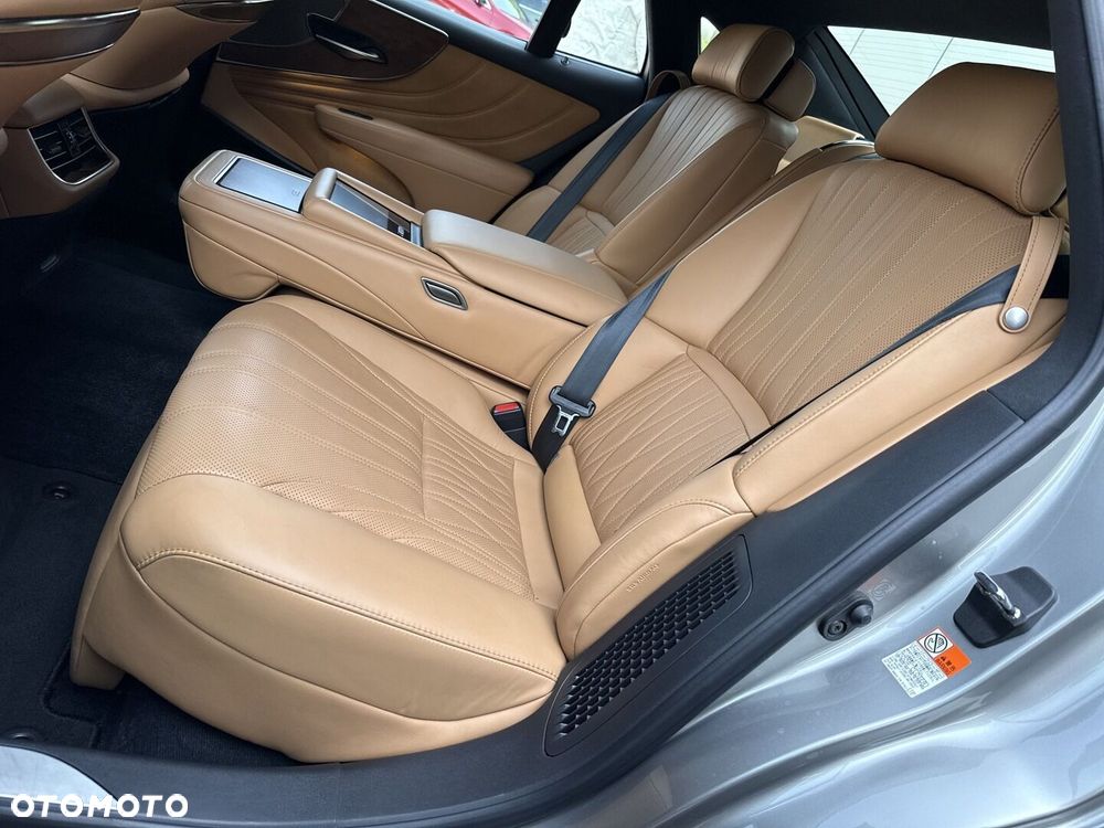 Lexus LS - 15
