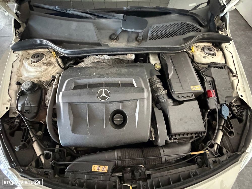 Mercedes-Benz A 180 CDI 7G-DCT AMG Line - 29