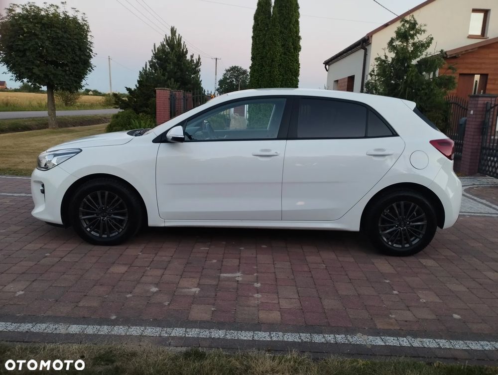 Kia Rio 1.4 Edition 7 - 3