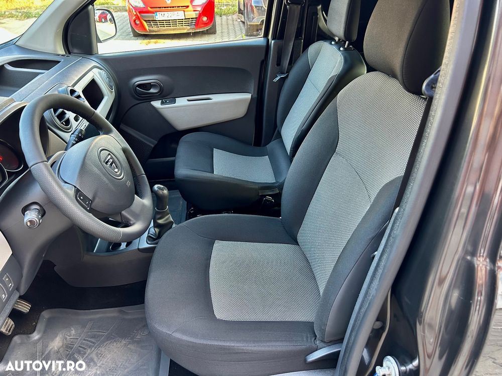 Dacia Dokker TCe 115 Stepway Celebration - 8