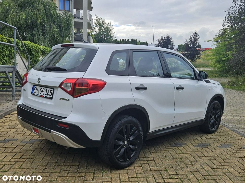 Suzuki Vitara - 8