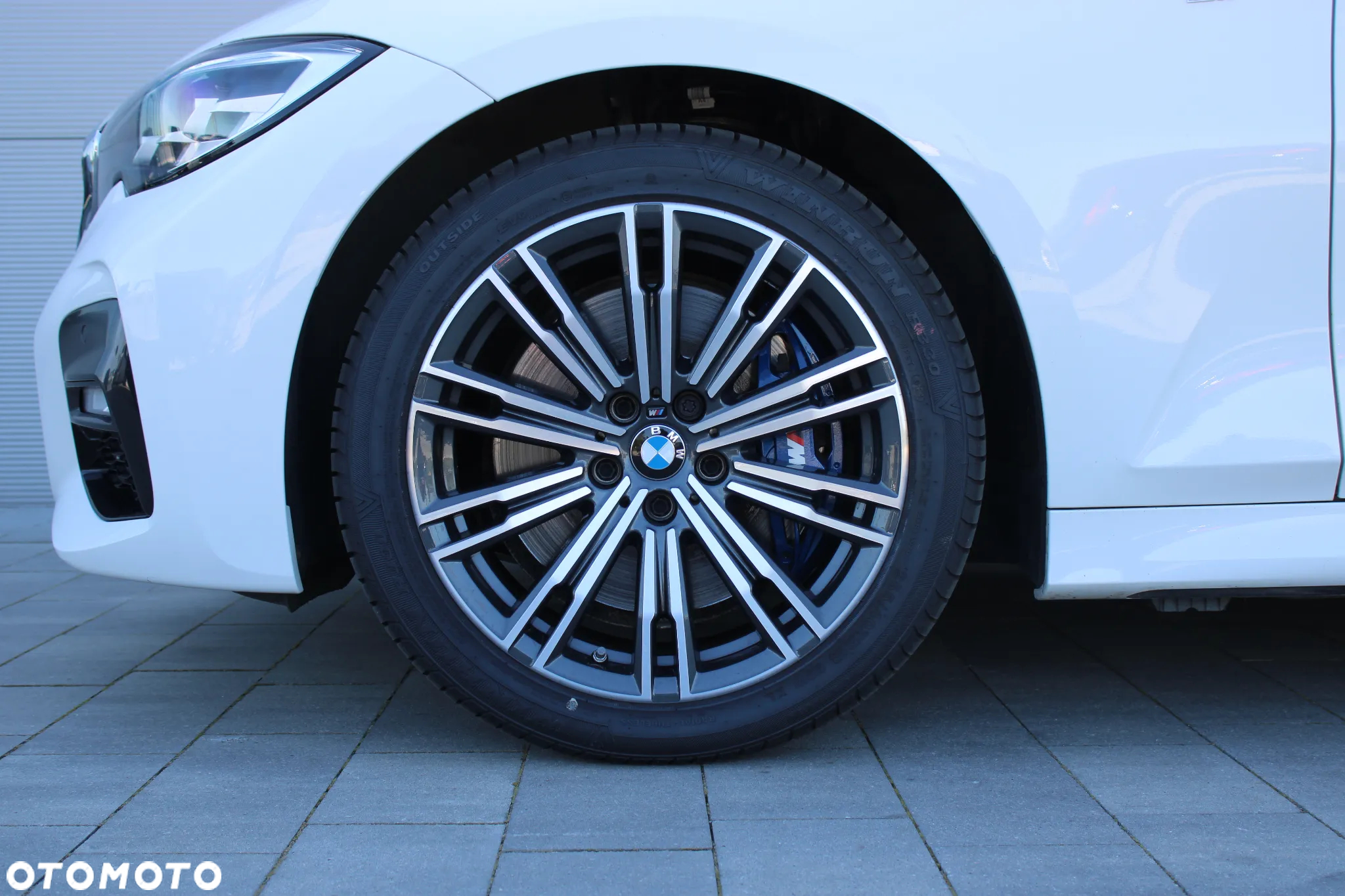 BMW Seria 3 330i xDrive M Sport sport - 9