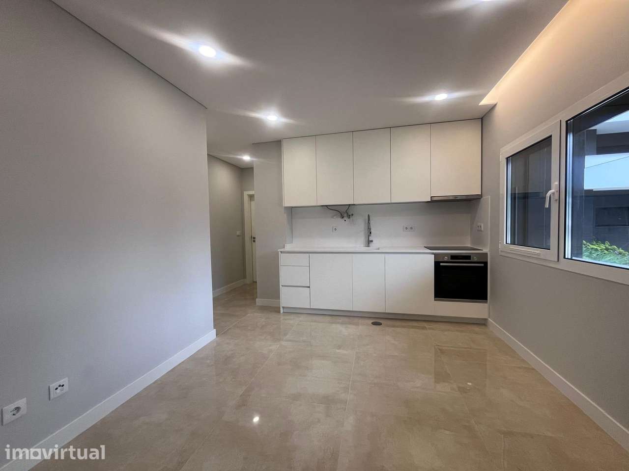 Atelier com kitchenette Totalmente Equipada - Viseu - Grande imagem: 3/7