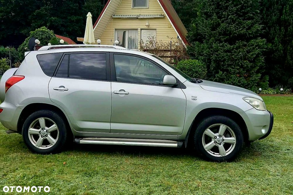 Toyota RAV4 2.2 D-4D 4x4 - 14