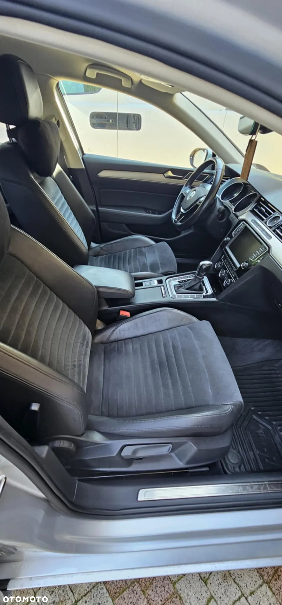 Volkswagen Passat 1.8 TSI BMT Highline DSG - 18