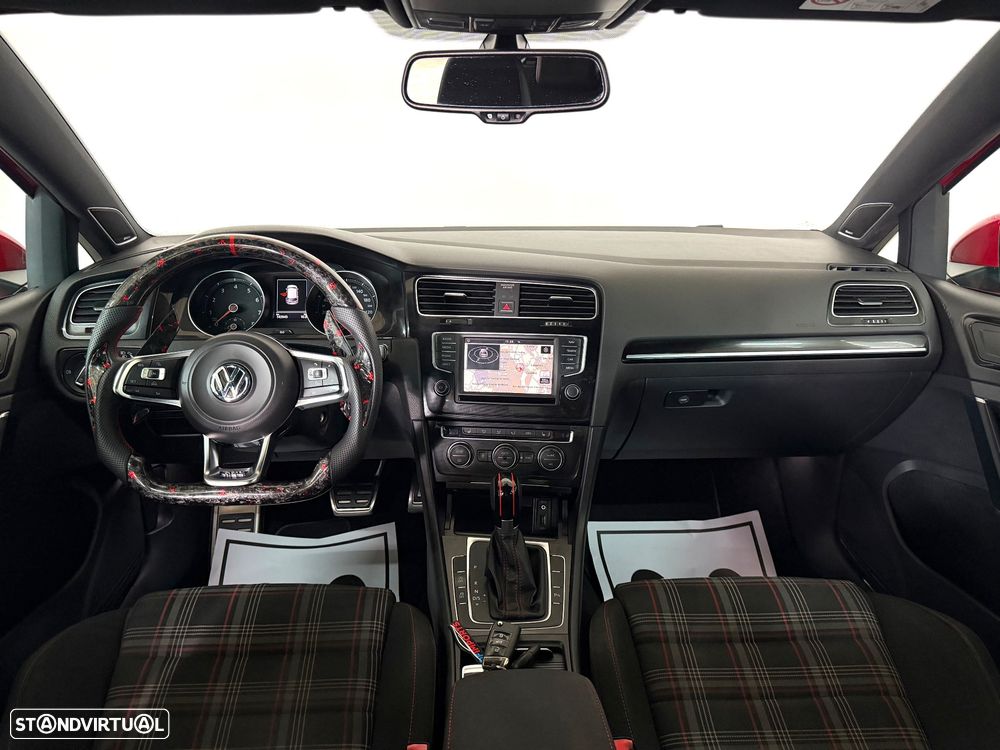 VW Golf GTI Performance BlueMotion DSG - 10