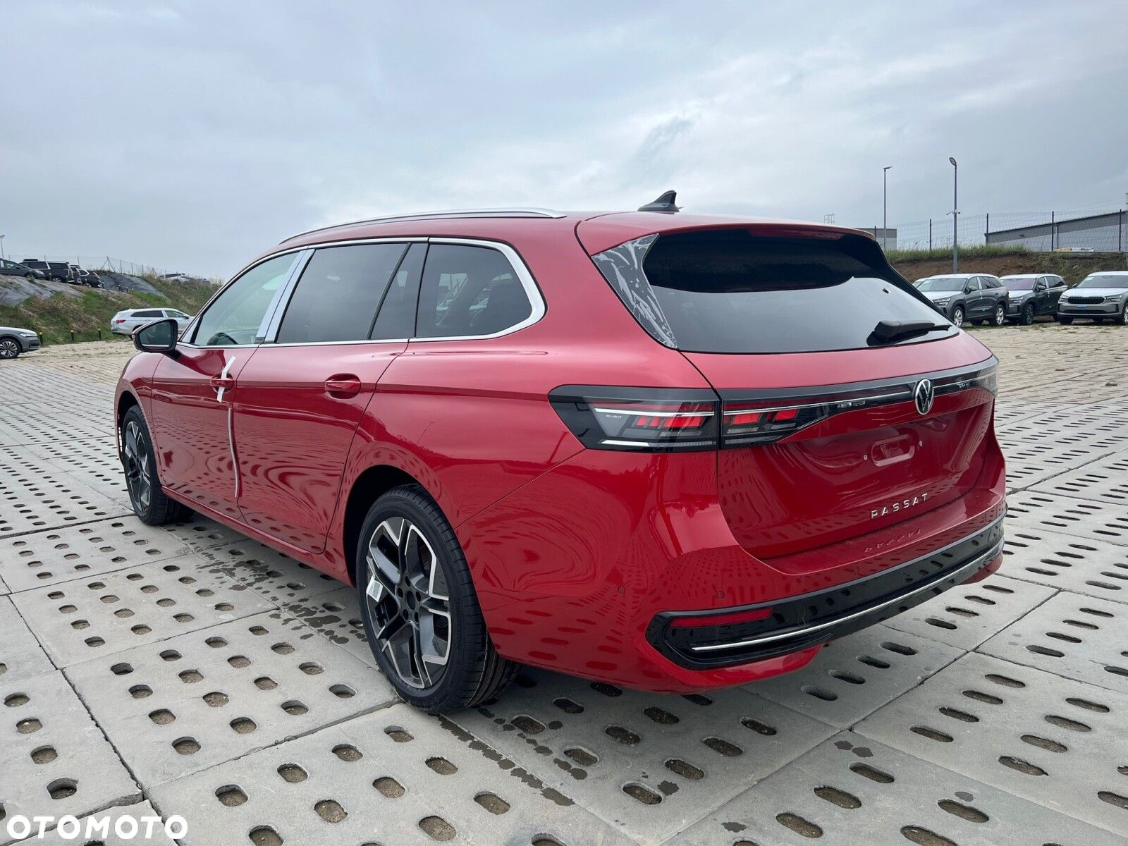 Volkswagen Passat - 6