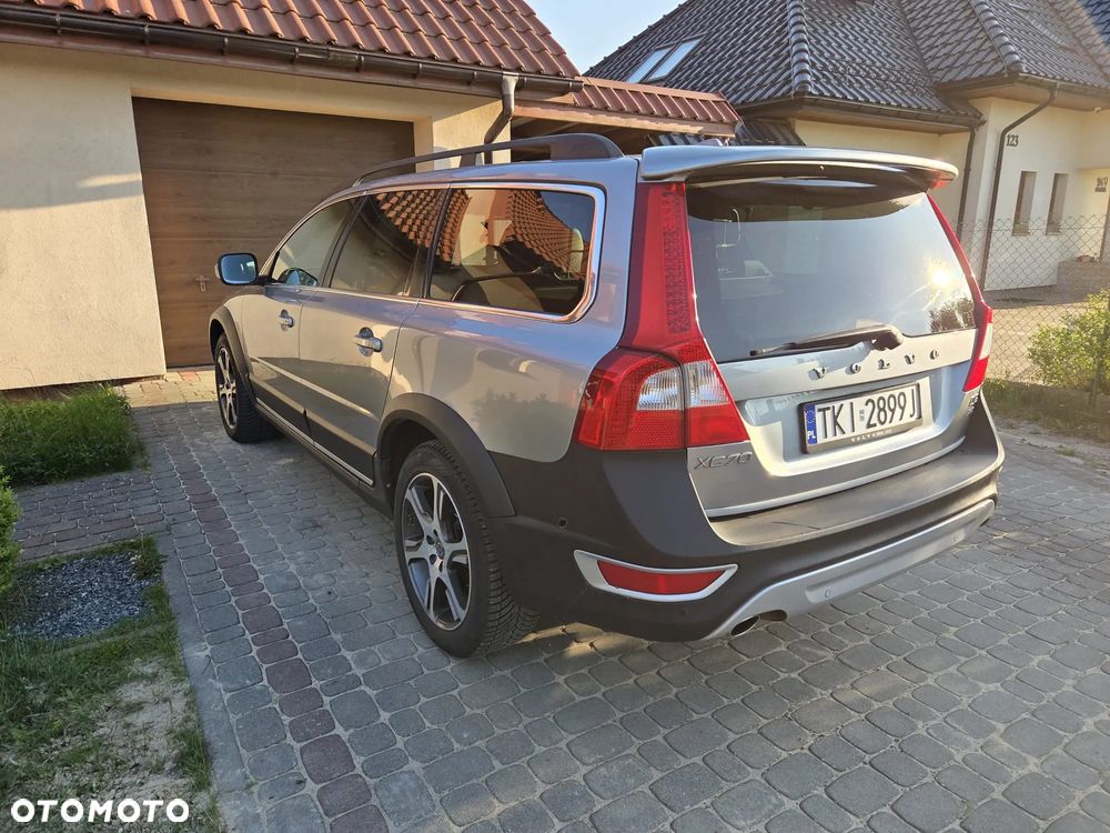 Volvo XC 70 D5 AWD Summum - 3