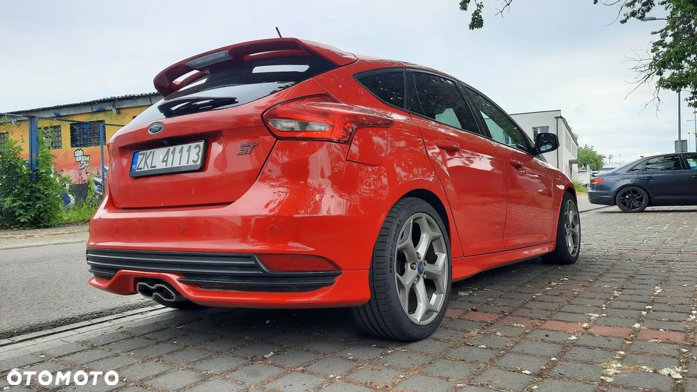 Ford Focus 2.0 TDCi ST-2 - 13