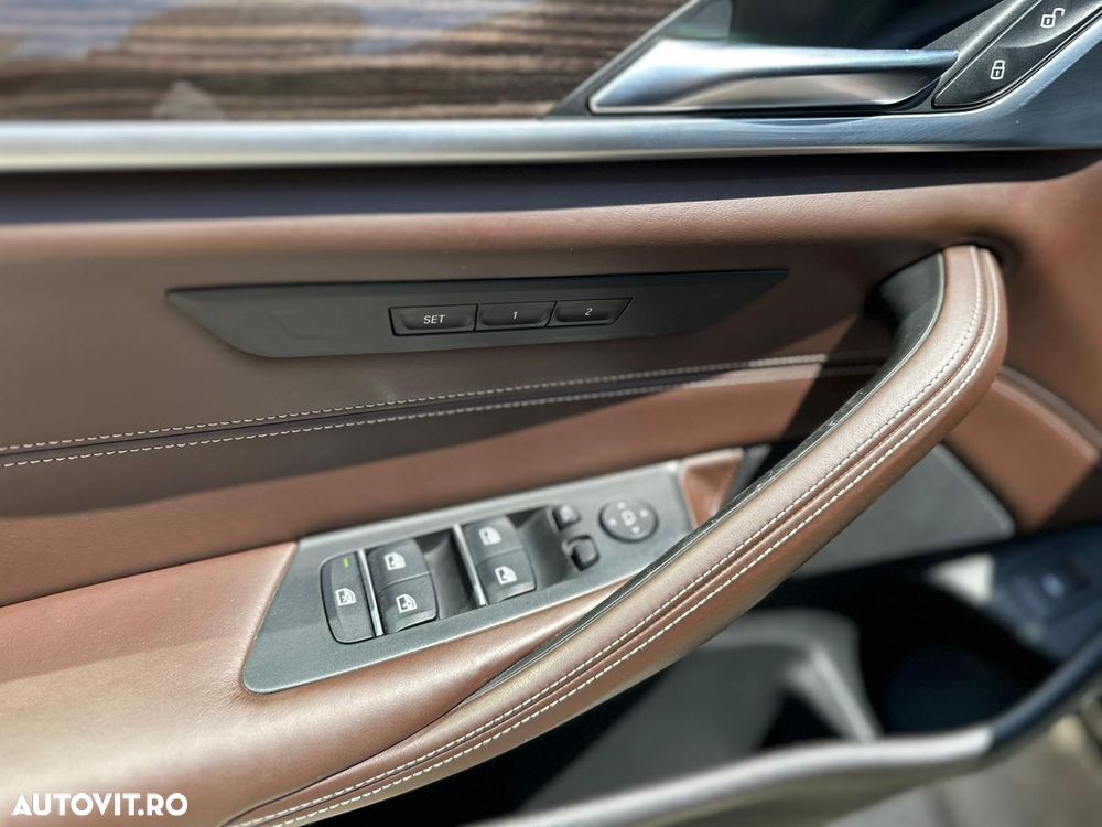 BMW Seria 5 530d AT - 10