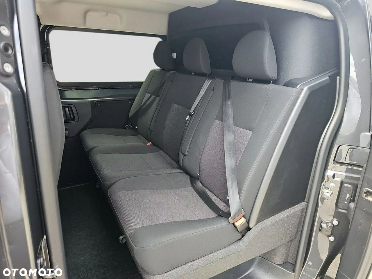 Opel Vivaro - 12
