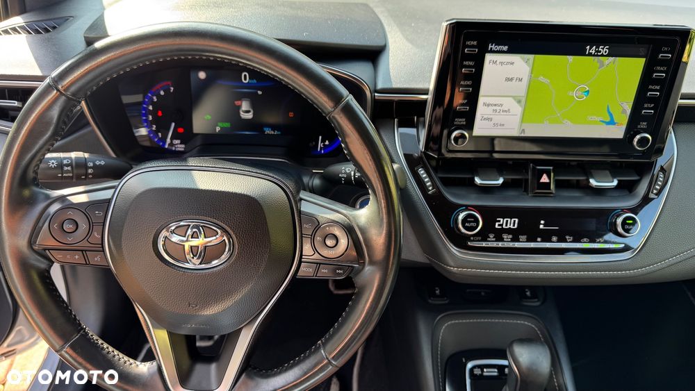Toyota Corolla 1.8 Hybrid Executive - 11