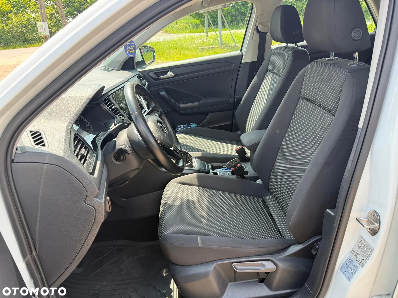 Volkswagen T-Roc 1.0 TSI Advance - 19