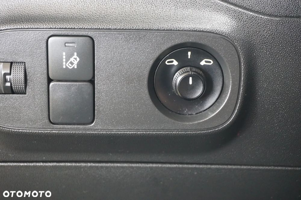 Citroën C3 1.2 PureTech Feel - 28