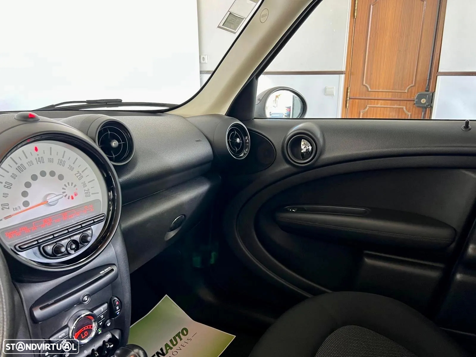 MINI Countryman Cooper D Auto - 16