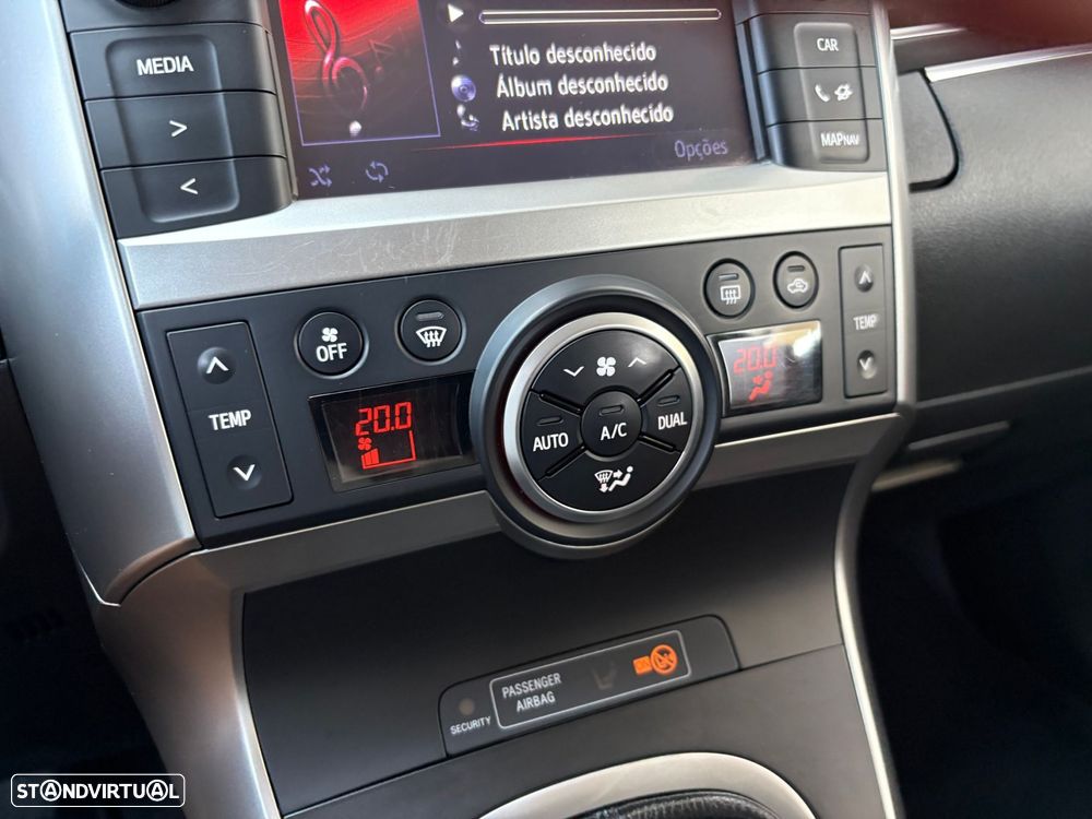 Toyota Verso 2.0 D-4D Exclusive+GPS - 43
