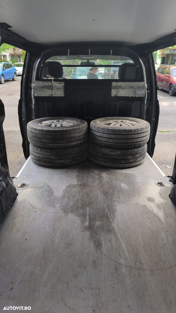 Hyundai H1 - 7