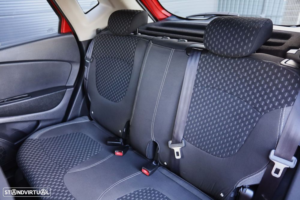 Renault Captur 1.5 dCi Exclusive - 20