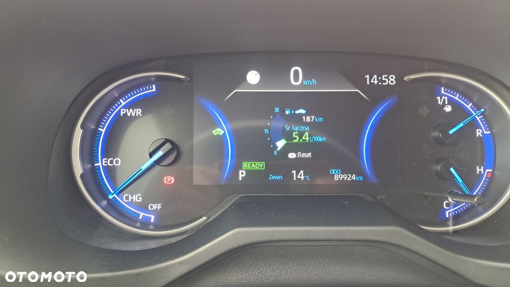 Toyota RAV4 - 11