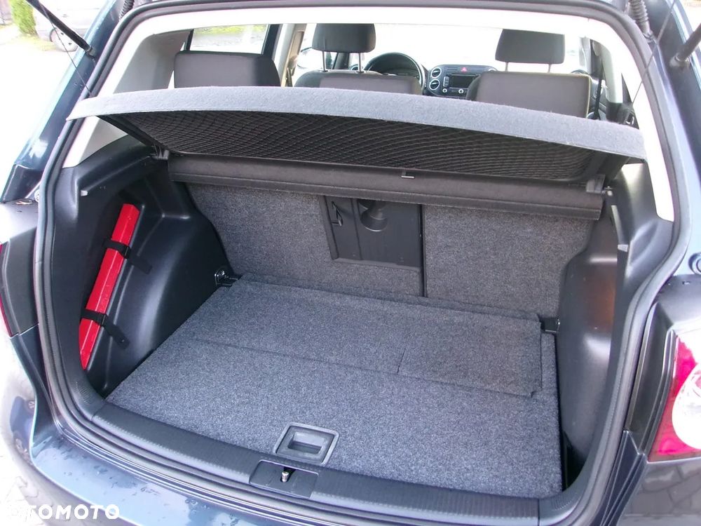 Volkswagen Golf Plus - 9