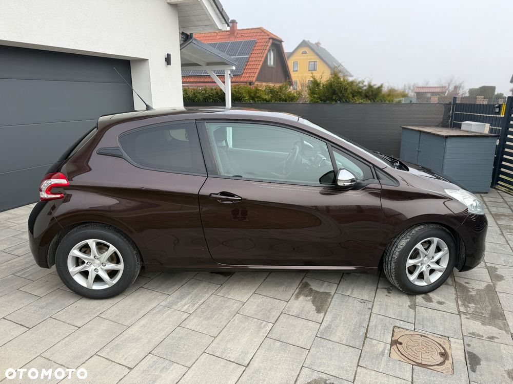 Peugeot 208 1.6 e-HDi Active STT - 8