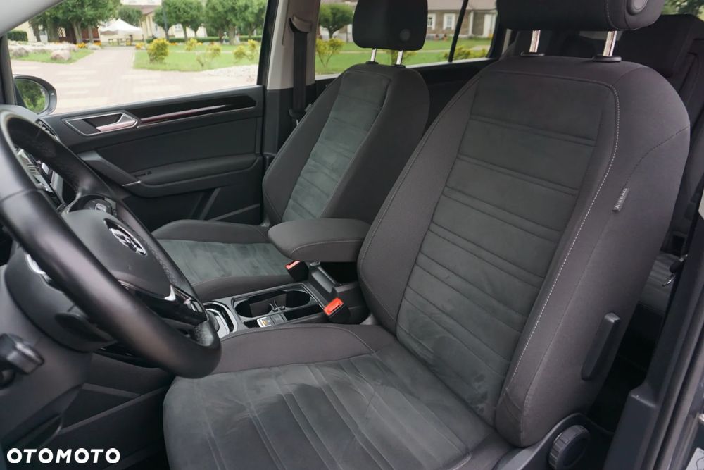 Volkswagen Touran 1.5 TSI EVO Highline DSG - 18