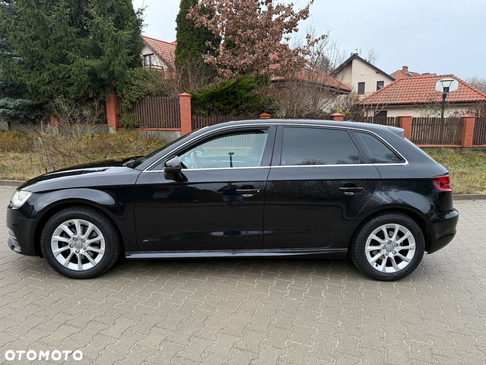 Audi A3 Sportback 1.6 TDI (clean diesel) Ambiente - 3