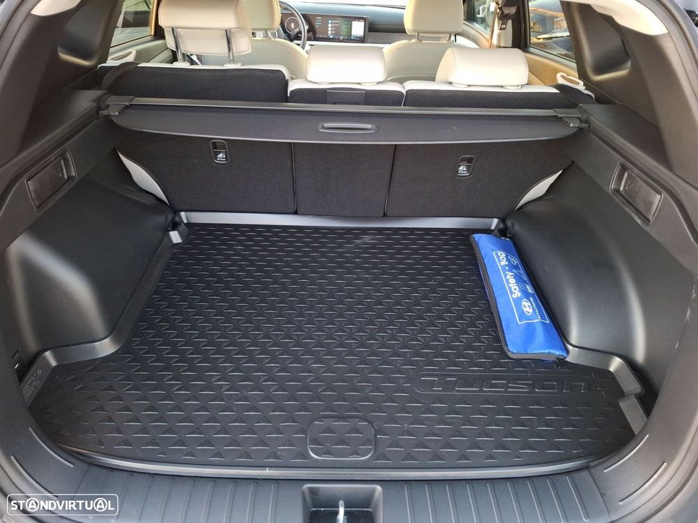 Hyundai Tucson 1.6 T-GDI HEV Vanguard - 25