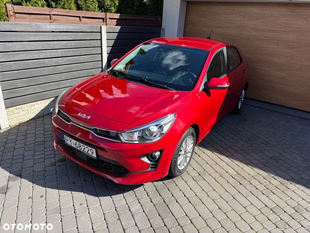 Kia Rio 1.2 L - 3