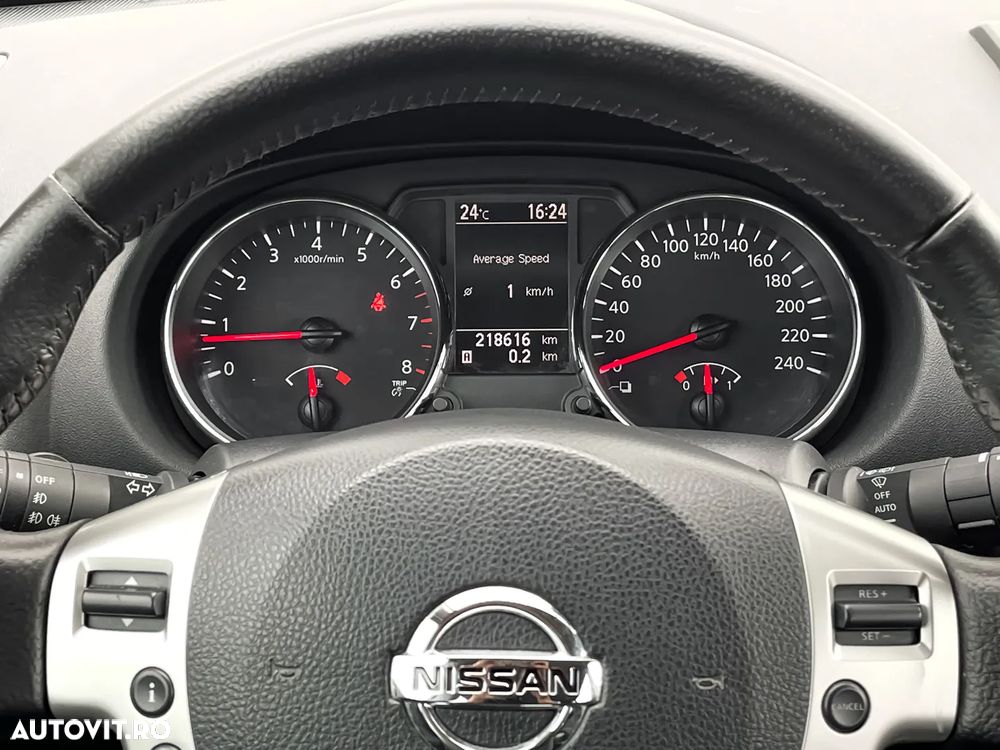 Nissan Qashqai 1.6 visia - 12