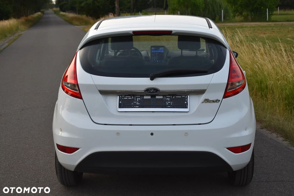 Ford Fiesta 1.25 Titanium - 12