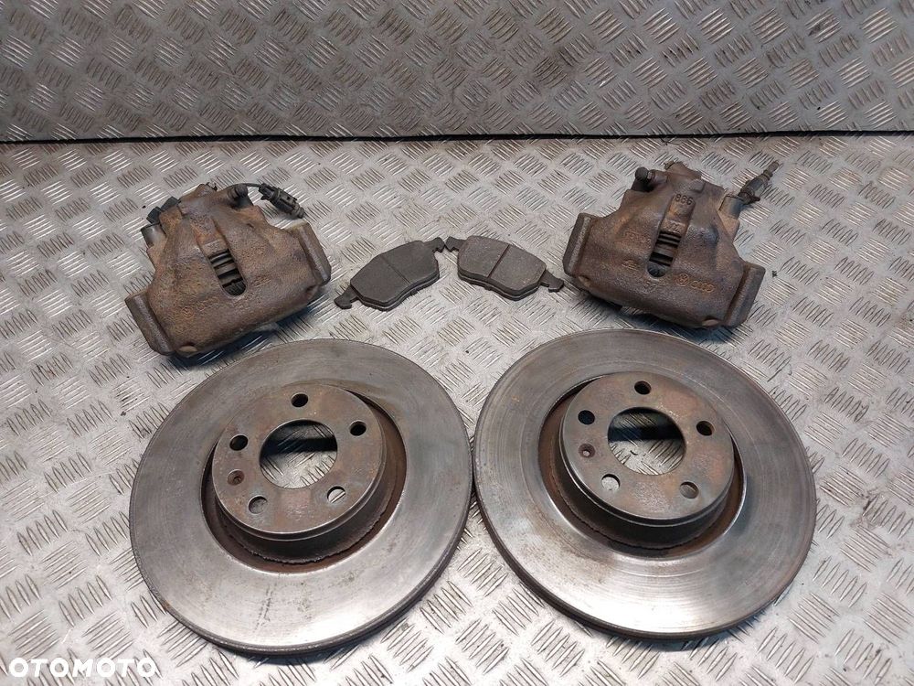 TARCZE HAMULCOWE PRZÓD + KLOCKI + ZACISKI AUID A6 C6 2.0 TDI - 1
