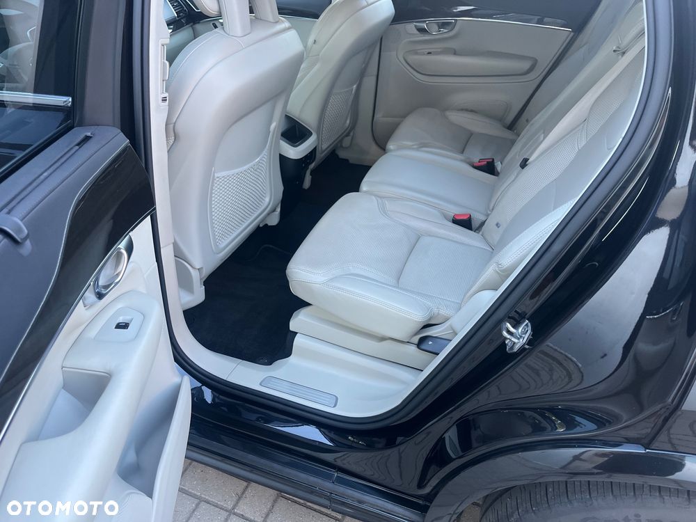 Volvo XC 90 D5 SCR AWD Inscription - 19